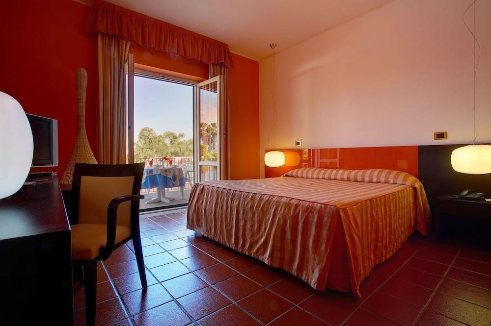 Orizzonte Acireale Hotel Esterno foto
