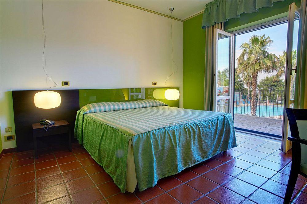 Orizzonte Acireale Hotel Esterno foto