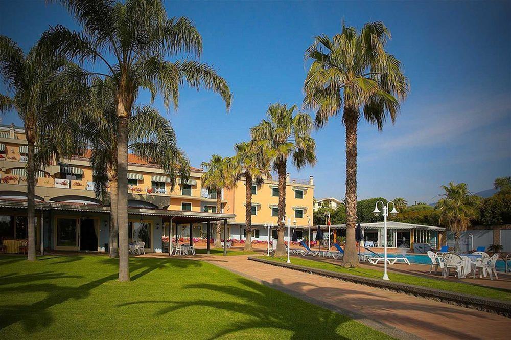 Orizzonte Acireale Hotel Esterno foto