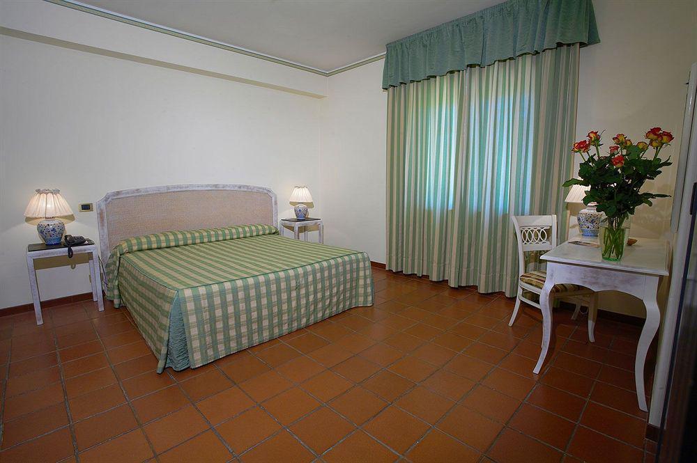 Orizzonte Acireale Hotel Esterno foto