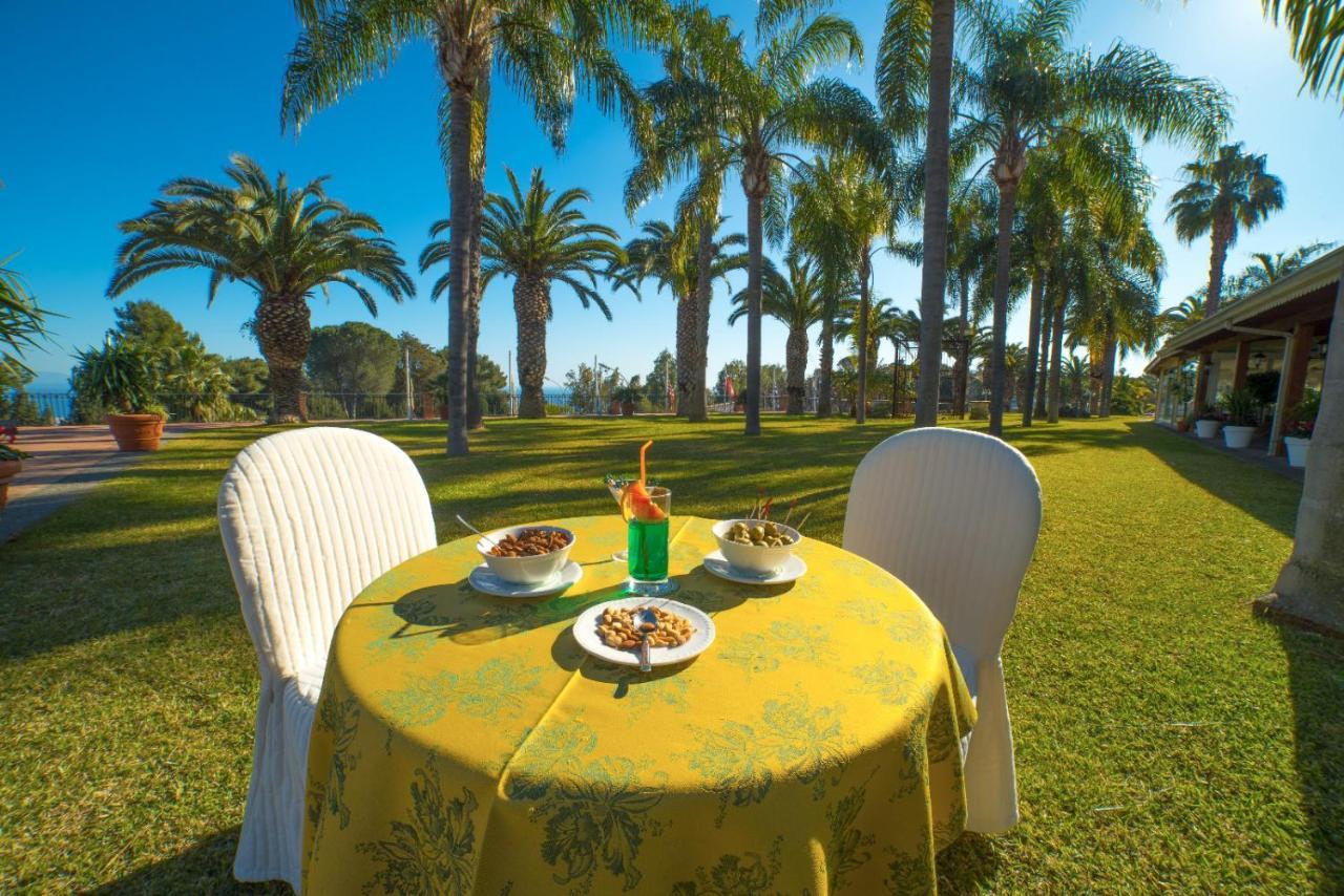Orizzonte Acireale Hotel Esterno foto