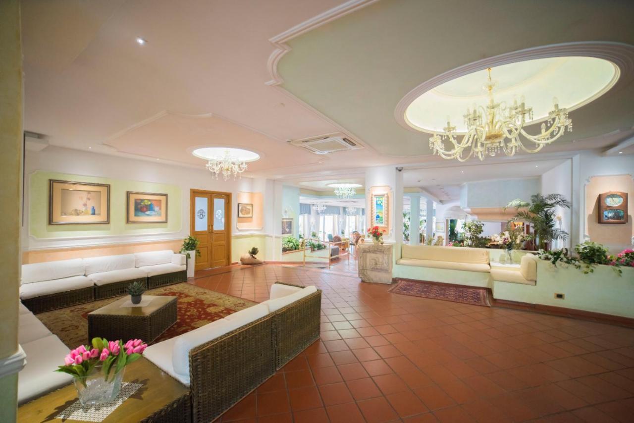Orizzonte Acireale Hotel Esterno foto