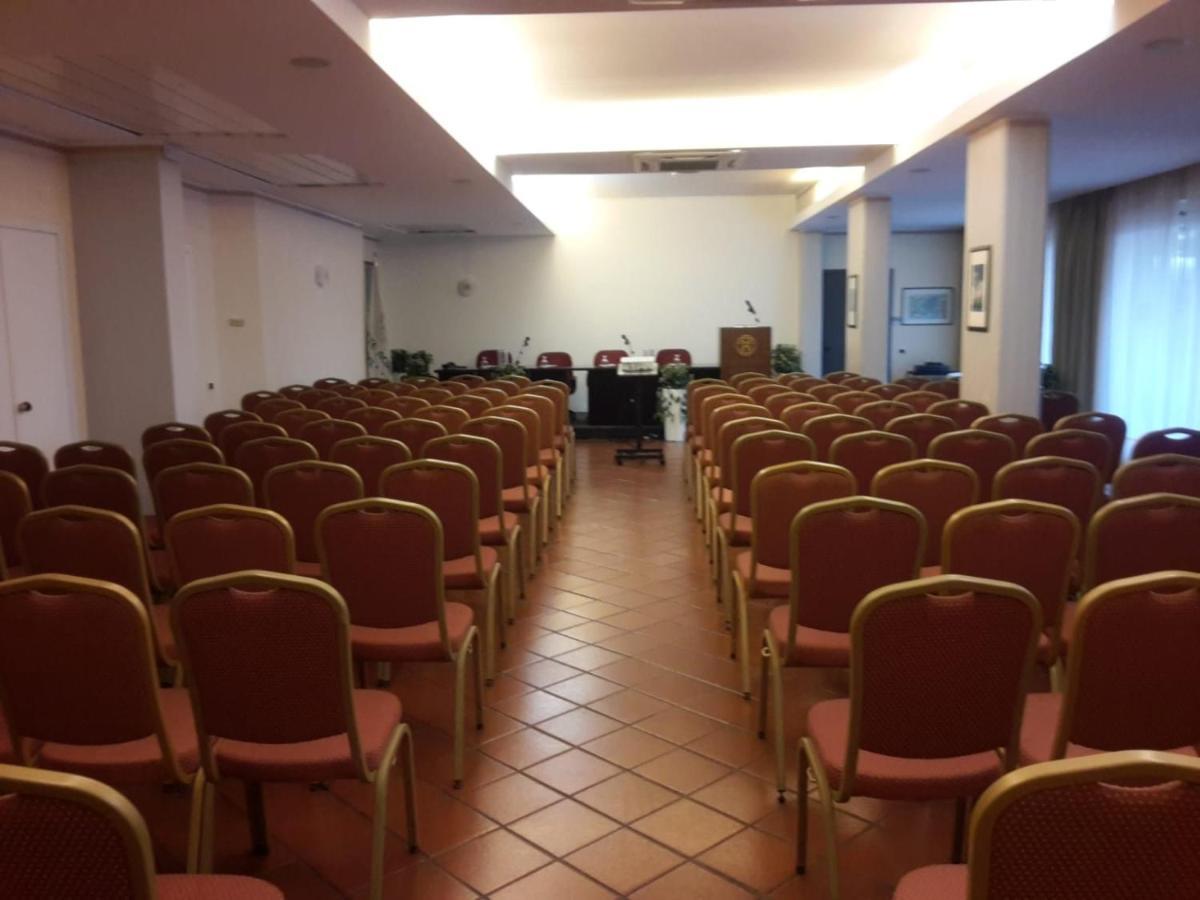 Orizzonte Acireale Hotel Esterno foto